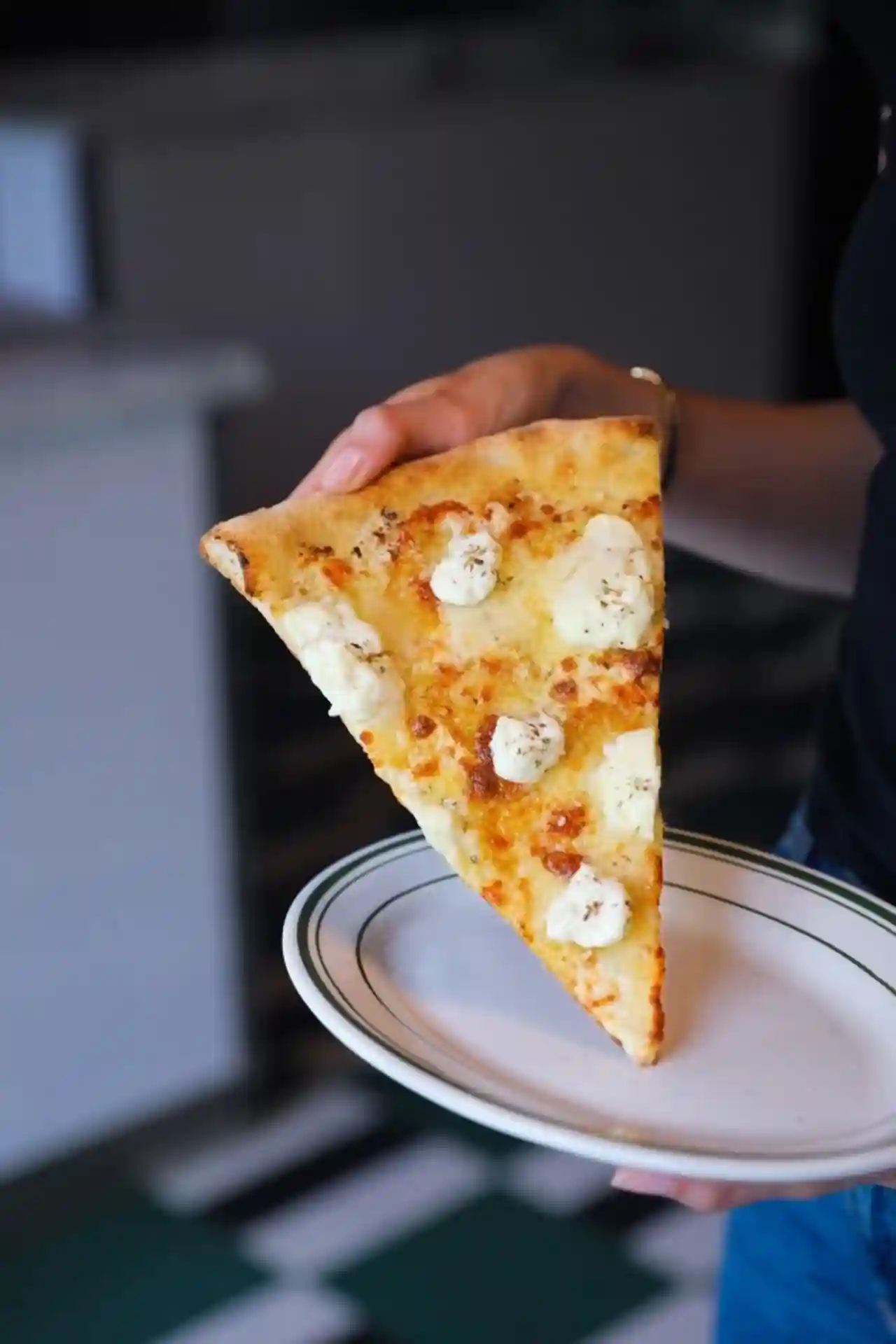Mike's White Slice